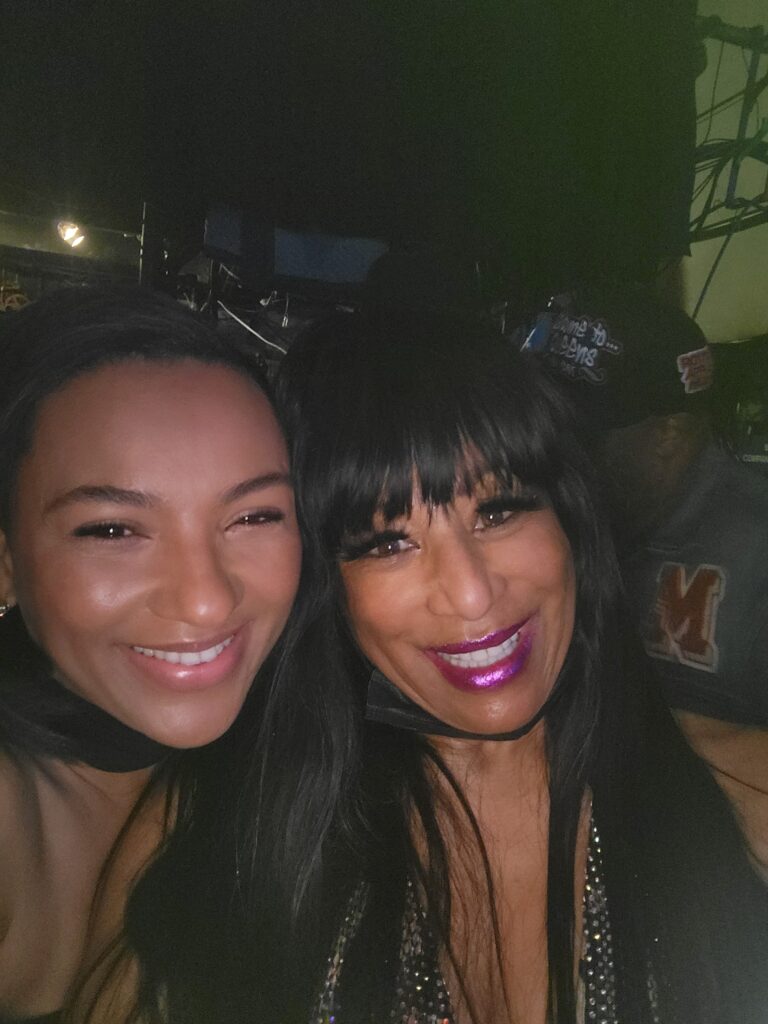 Tara Wallace and Jazmyn Summers (instagram)